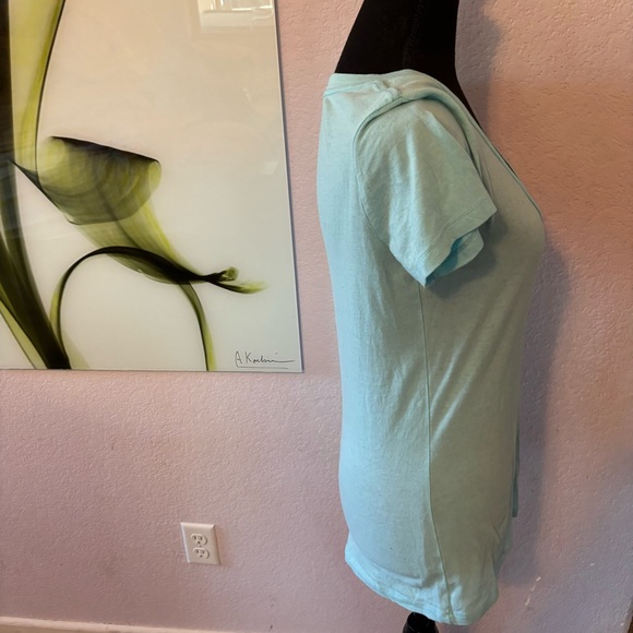 Must bundle Women’s blue shirt size small - Picture 2 of 4